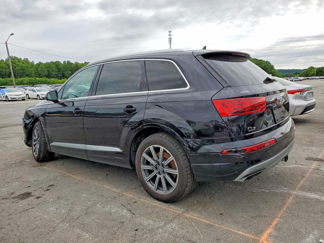 2018 AUDI Q7