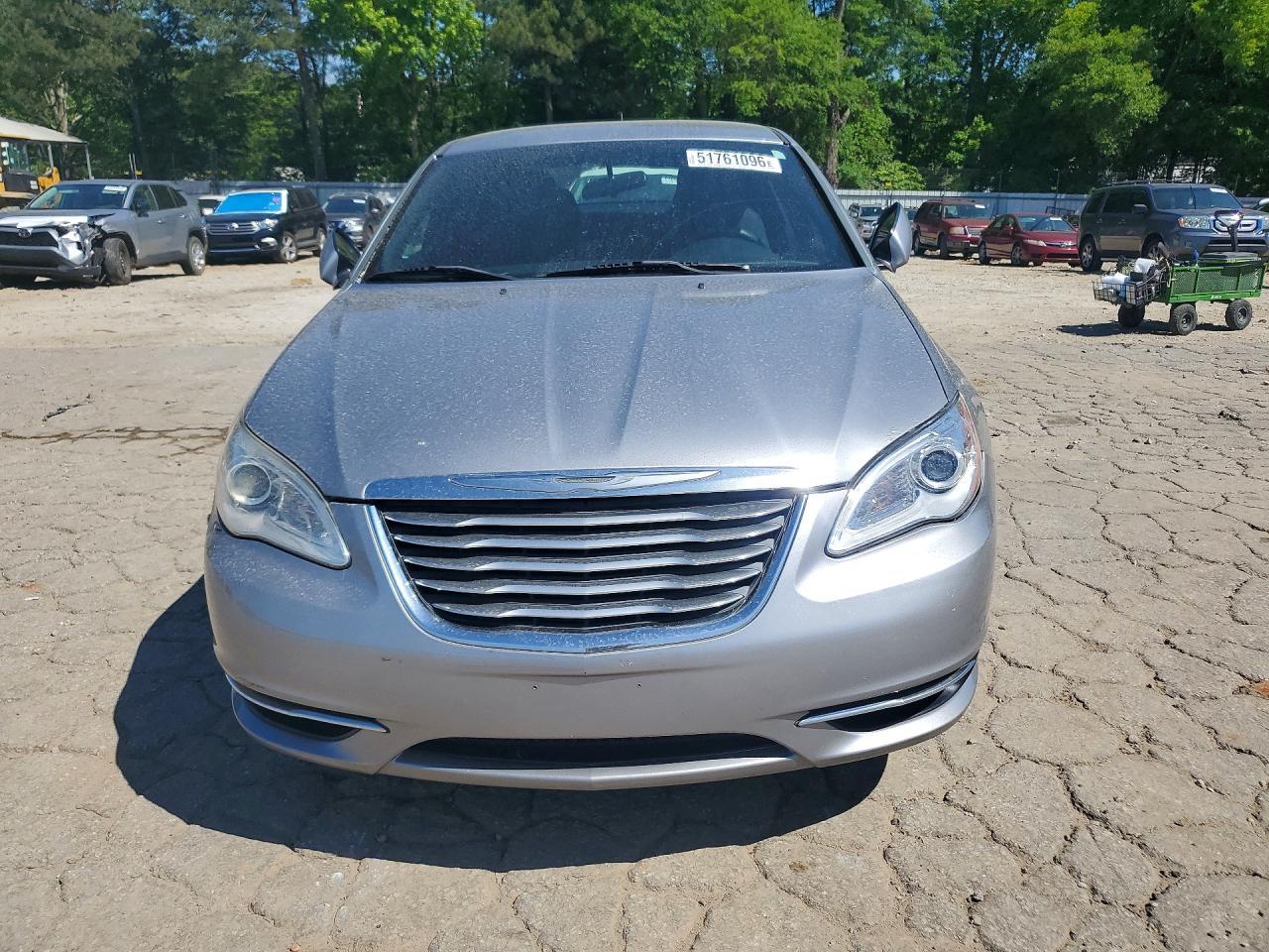 2014 CHRYSLER 200