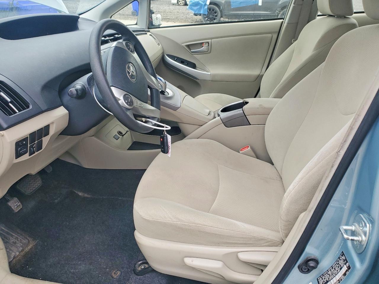 2014 TOYOTA PRIUS