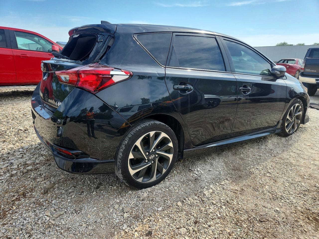 2016 SCION iM
