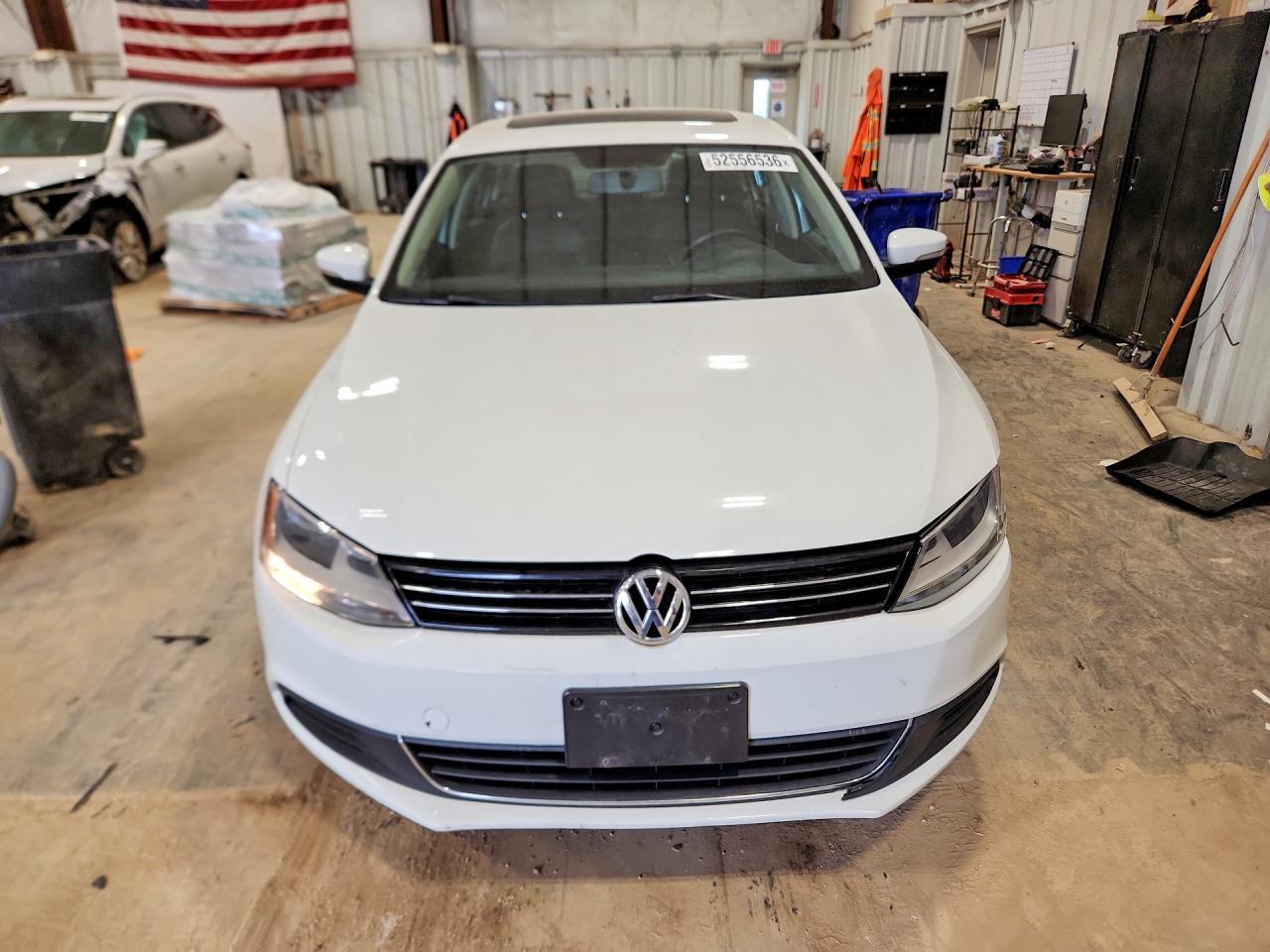 2014 VOLKSWAGEN JETTA