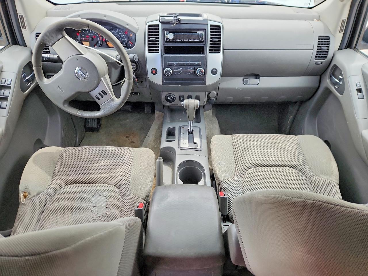 2012 NISSAN Frontier