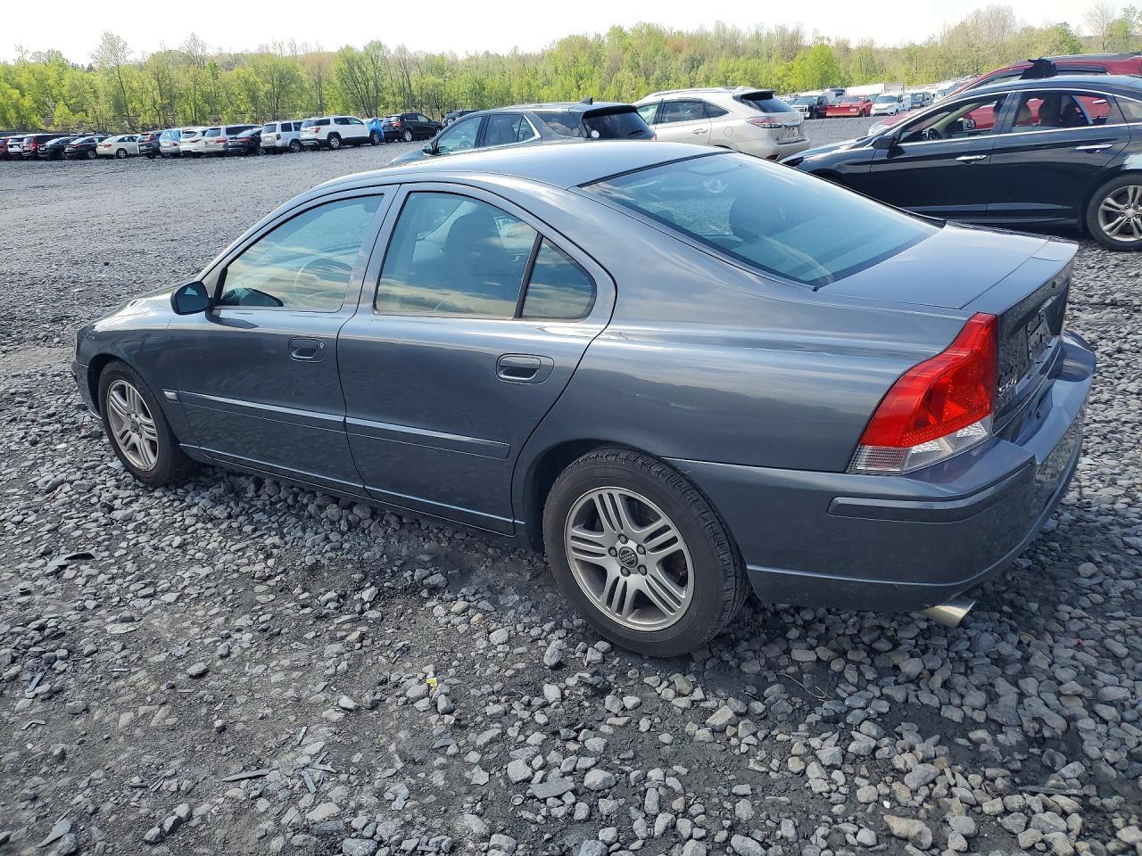 2005 VOLVO S60