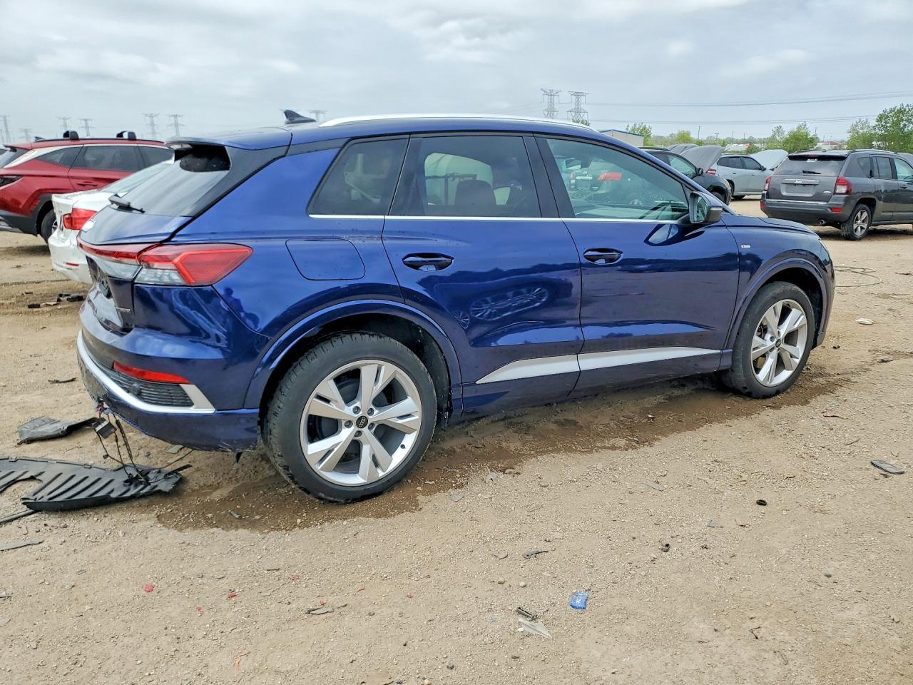 2023 AUDI Q4 e-tron