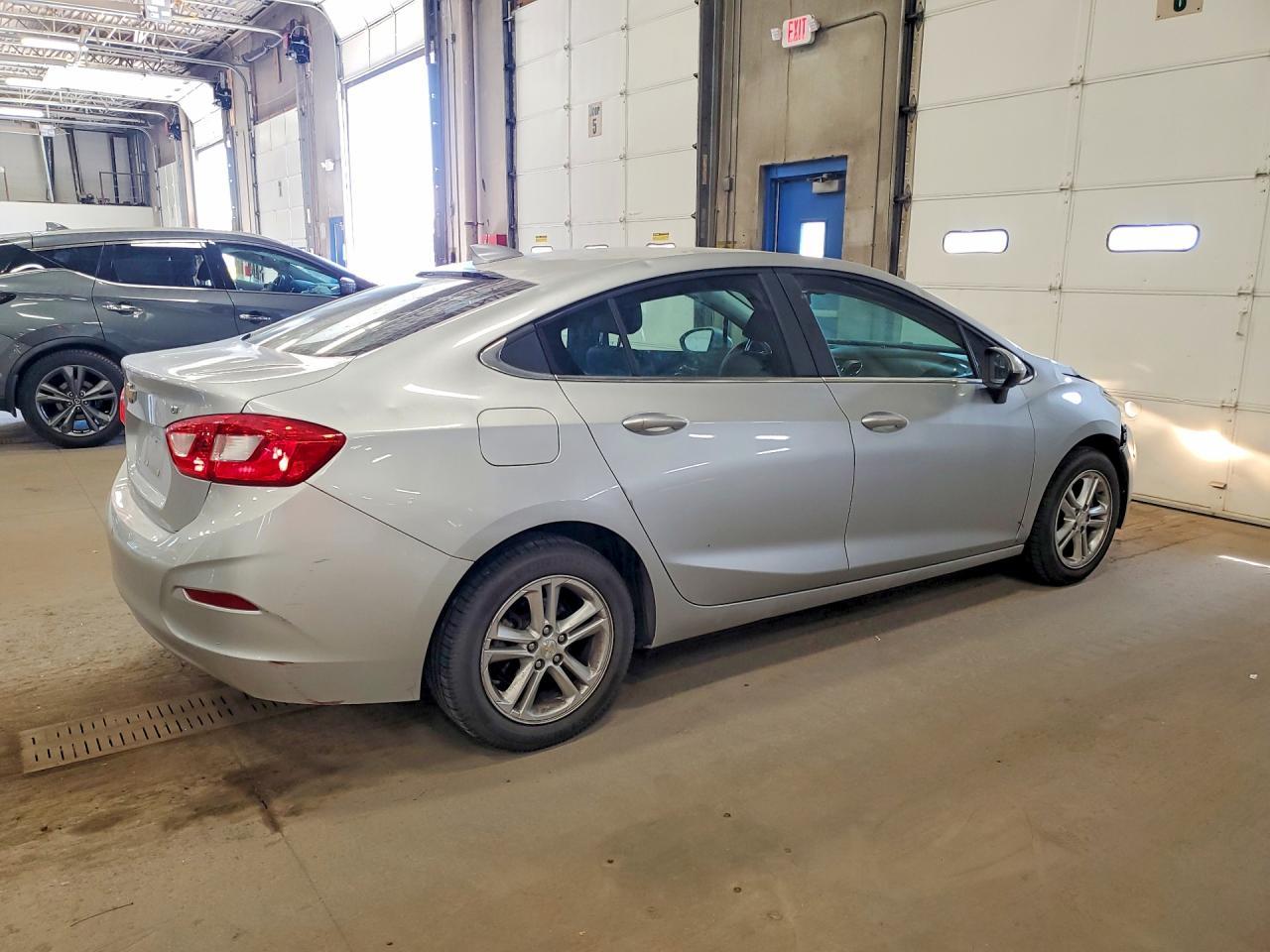 2017 CHEVROLET CRUZE