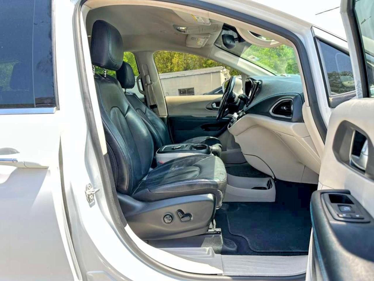 2021 CHRYSLER Pacifica