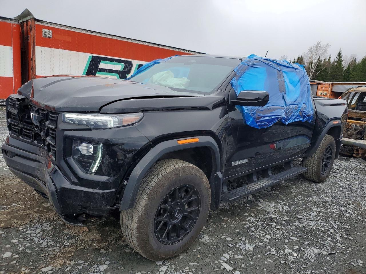 2024 GMC CANYON