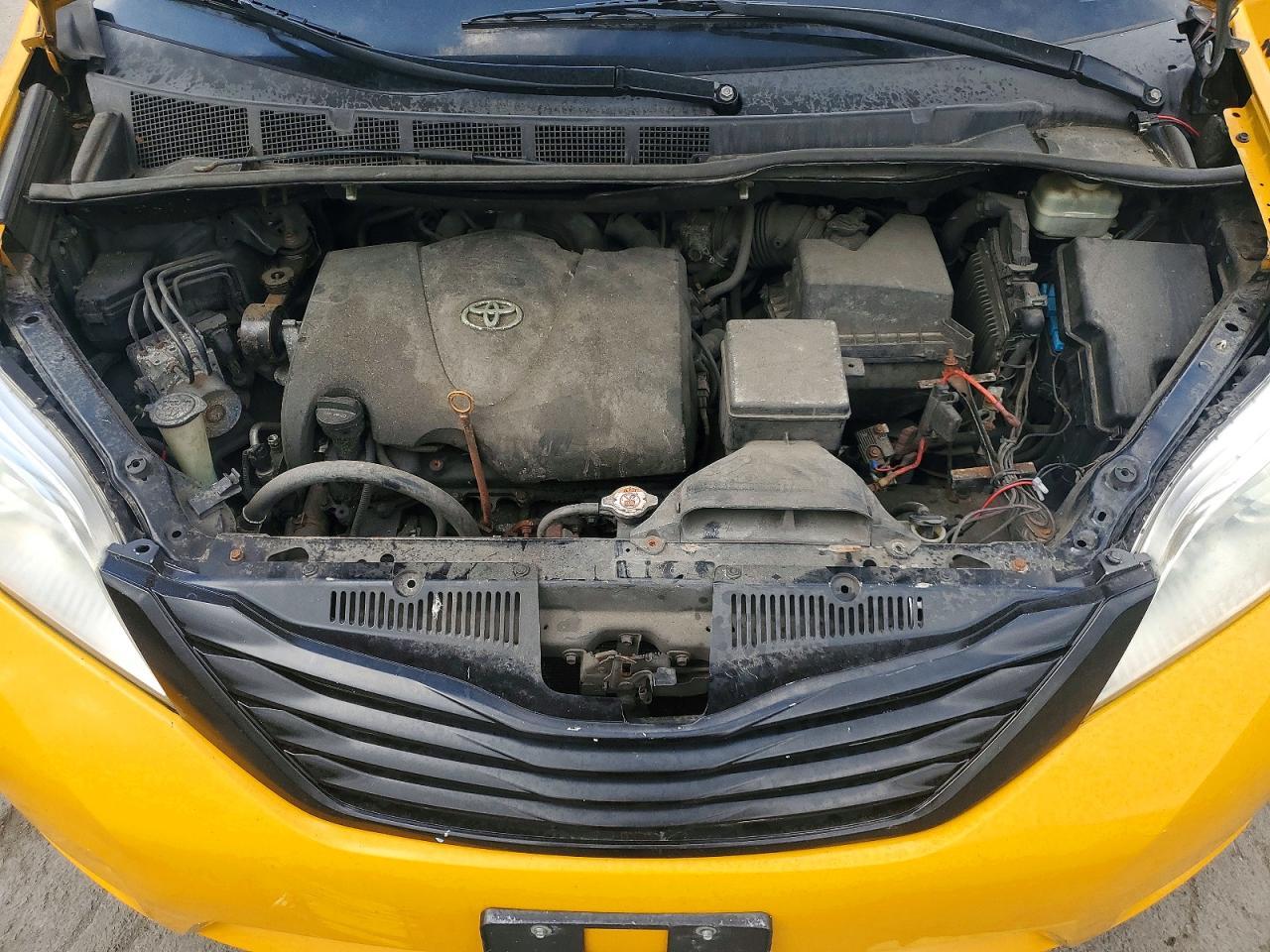 2017 TOYOTA SIENNA