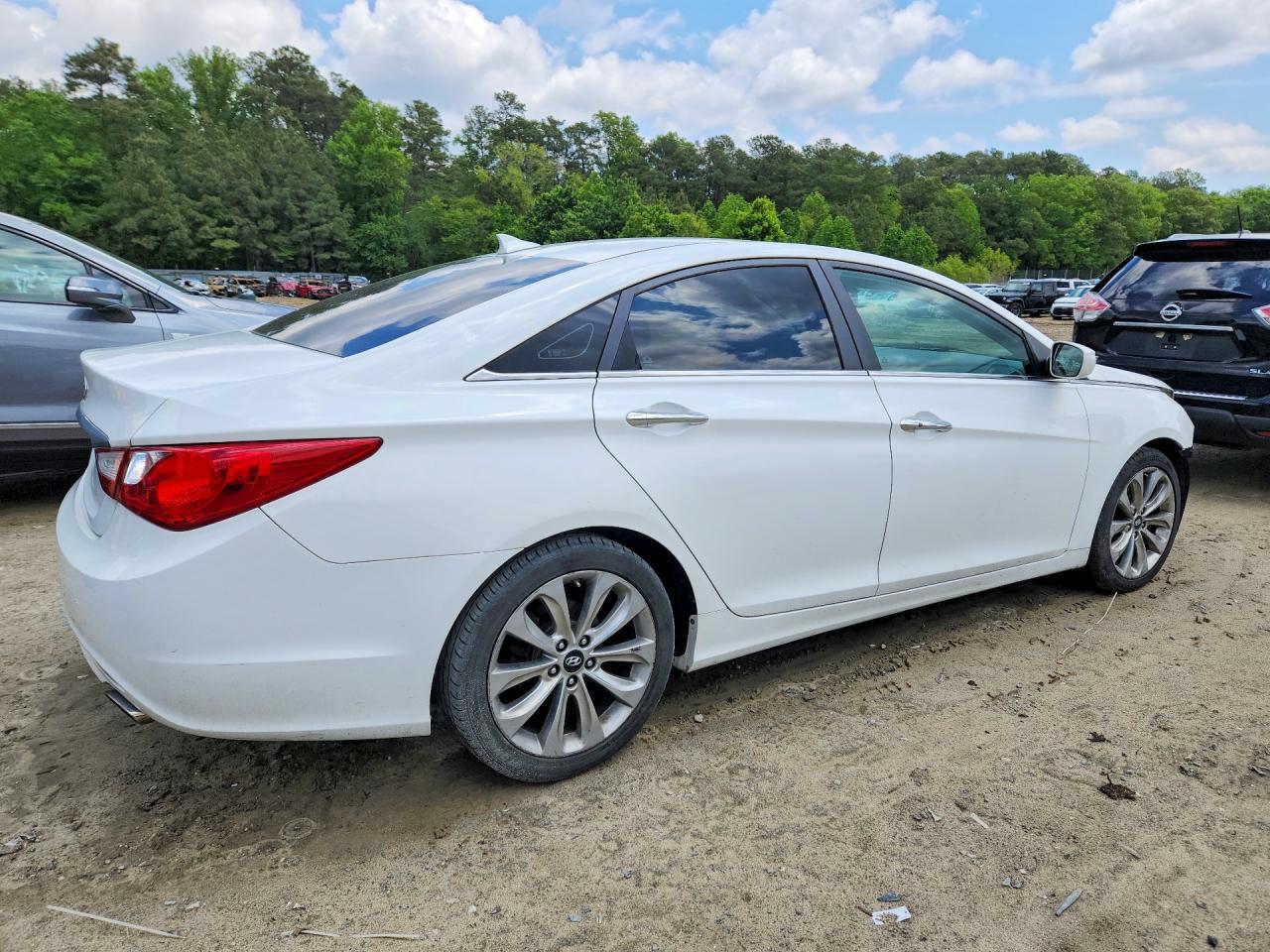 2013 HYUNDAI SONATA