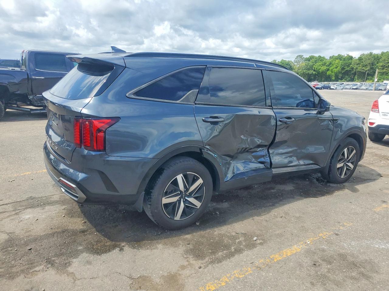 2022 KIA SORENTO