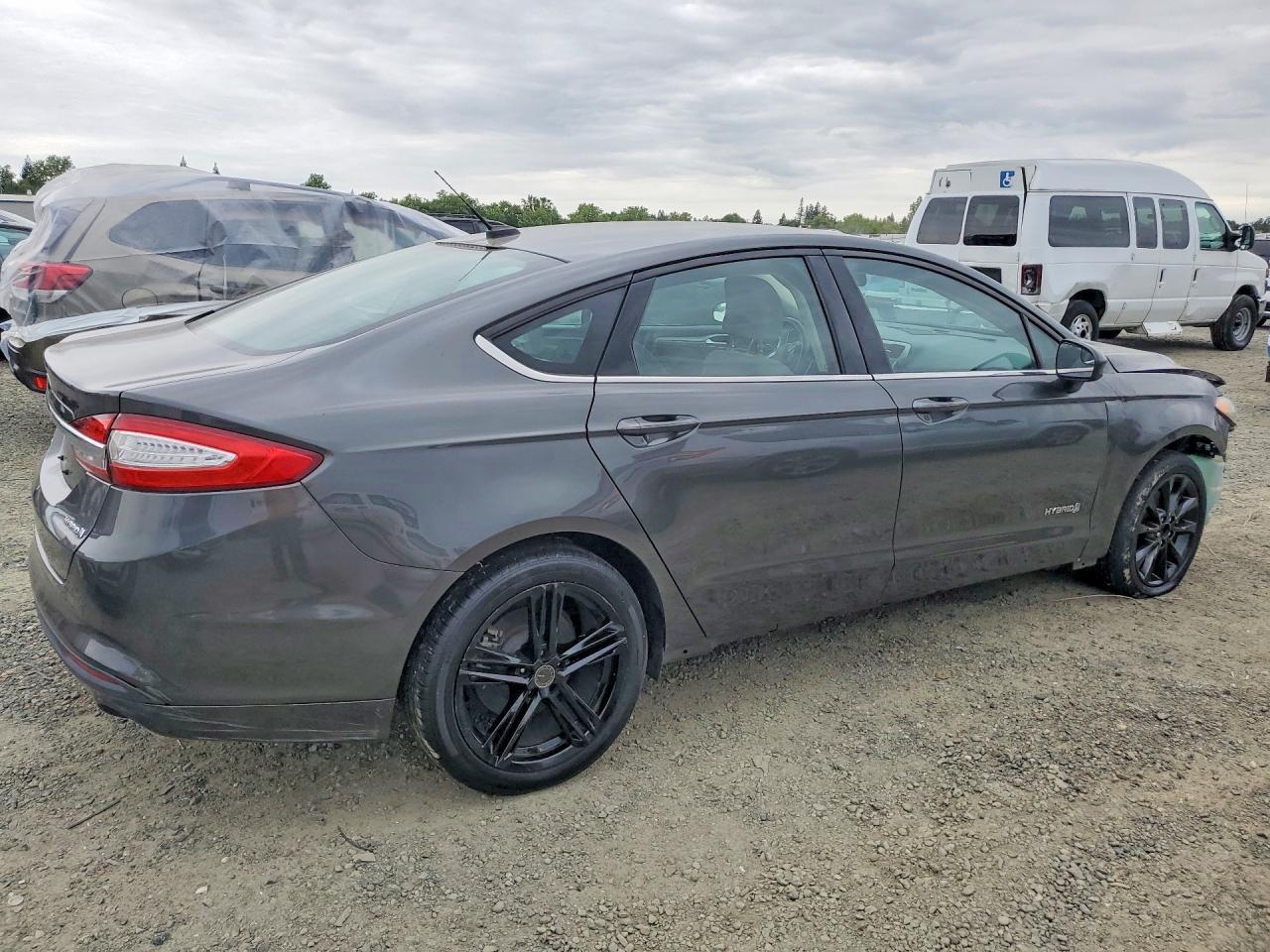 2018 FORD FUSION