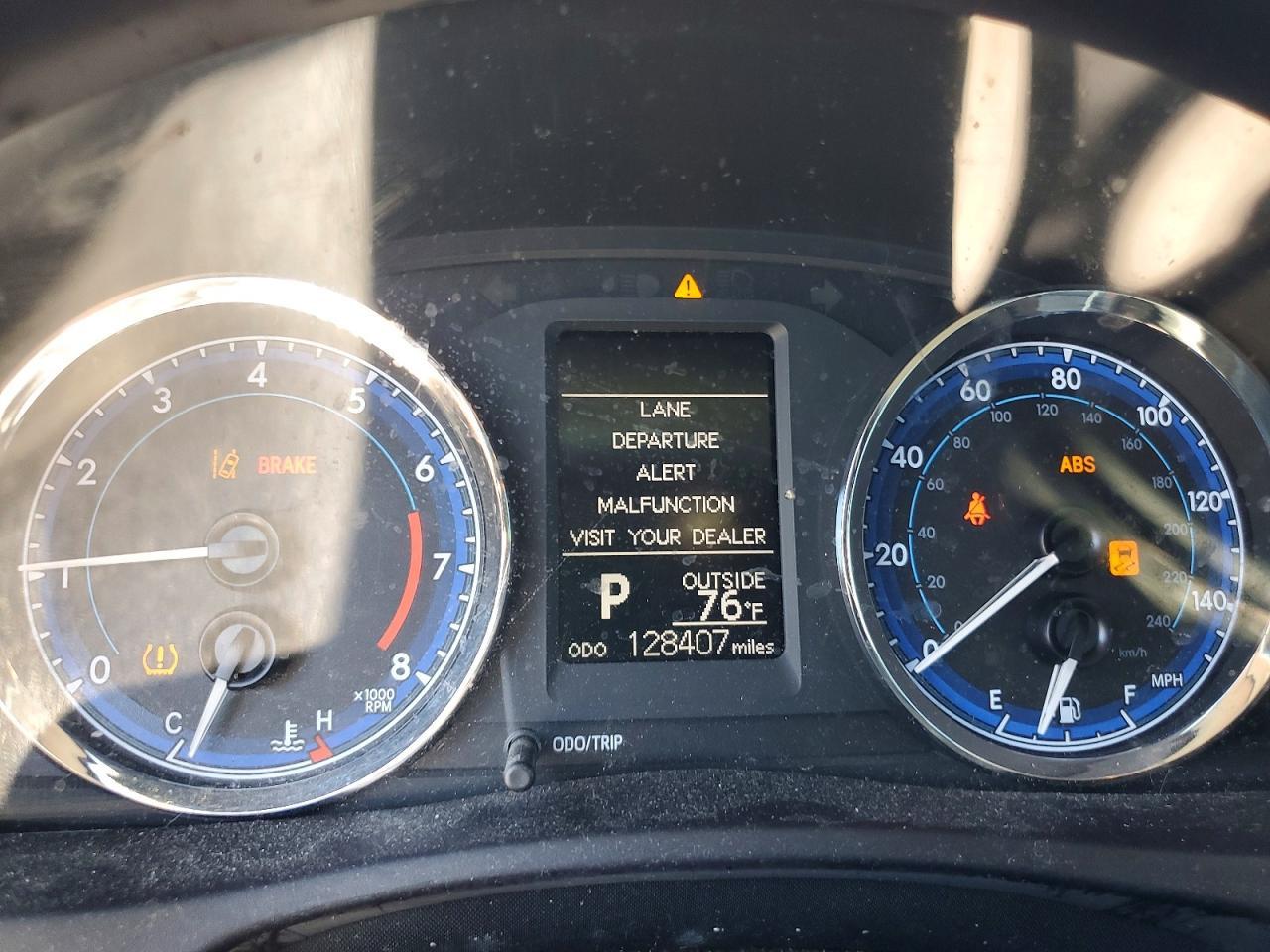 2018 TOYOTA COROLLA