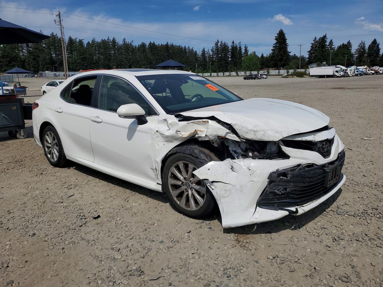 2018 TOYOTA CAMRY
