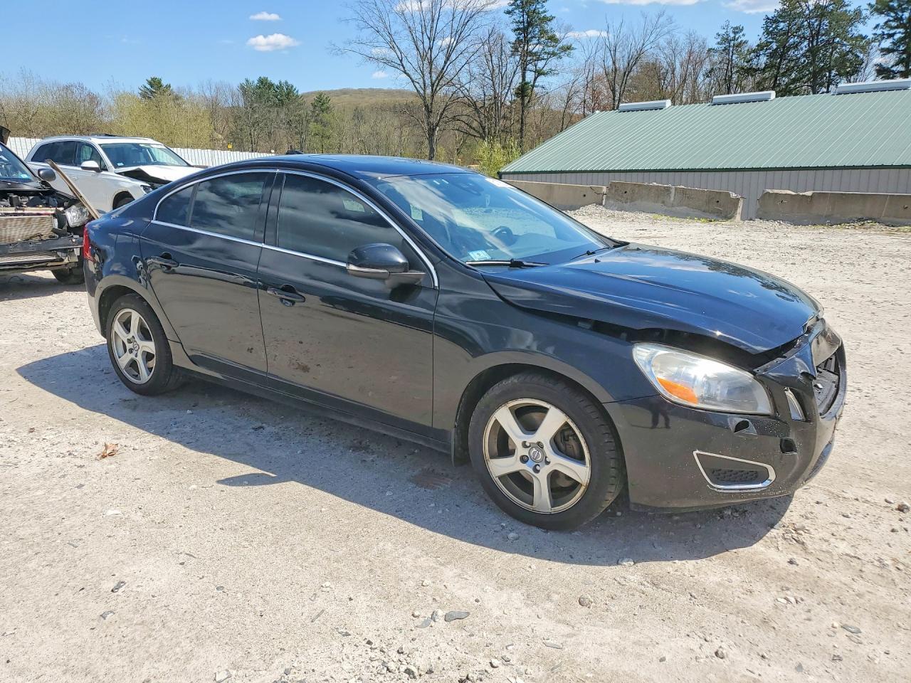 2012 VOLVO S60