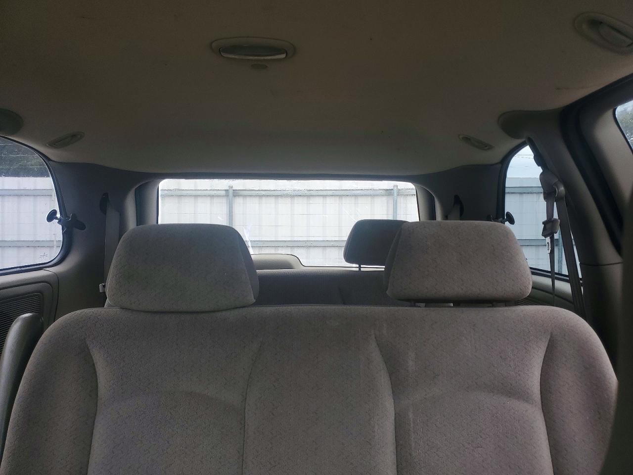 2003 CHRYSLER Voyager