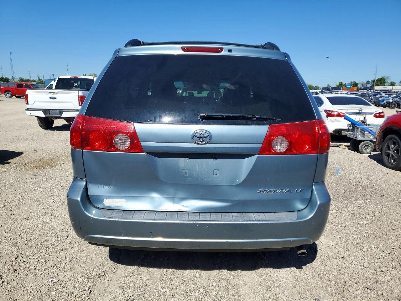 2006 TOYOTA SIENNA