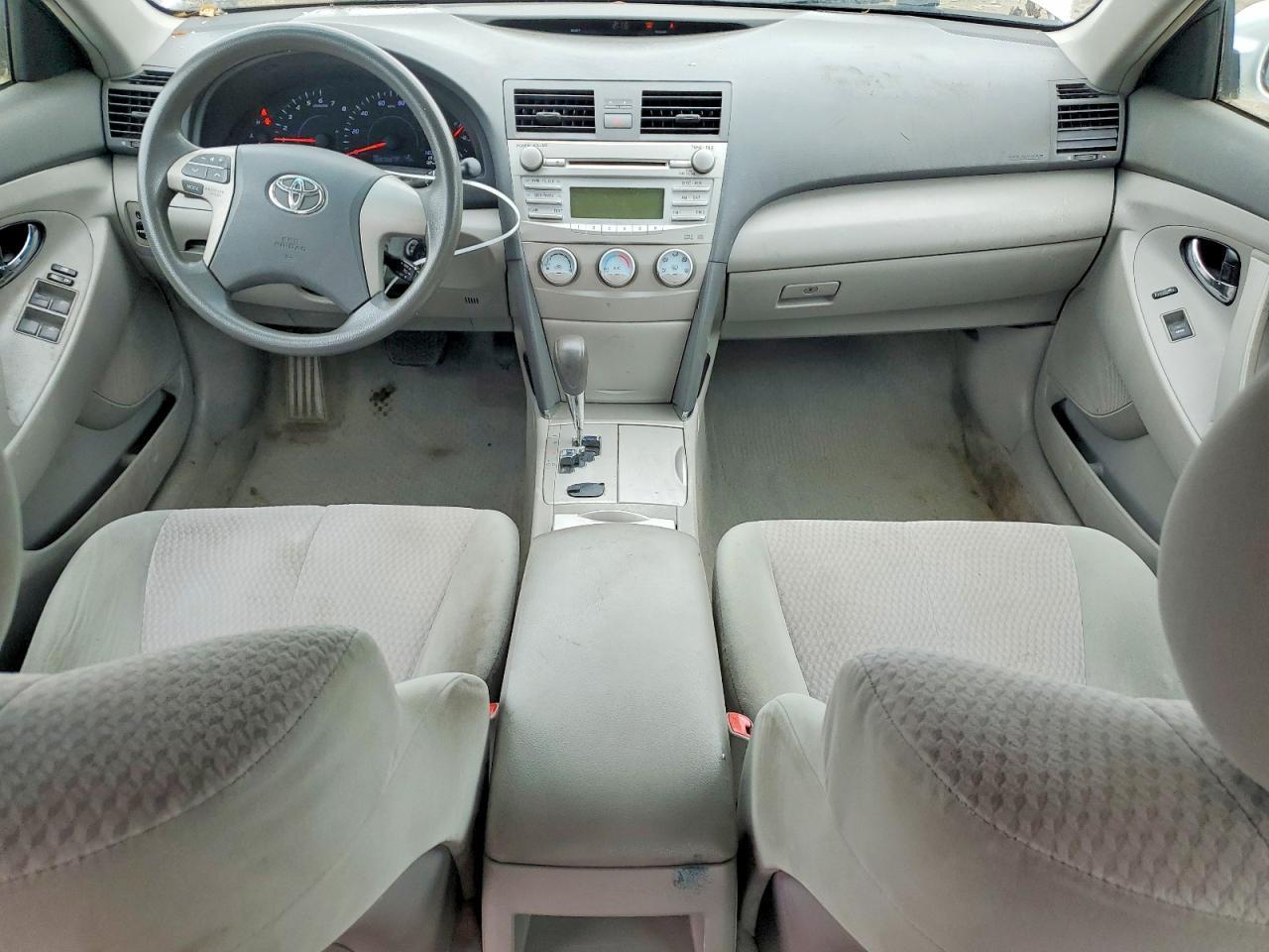 2011 TOYOTA CAMRY