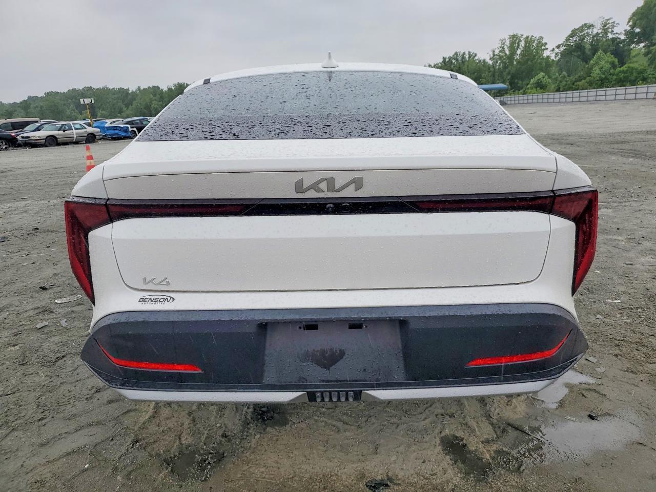 2025 KIA K4