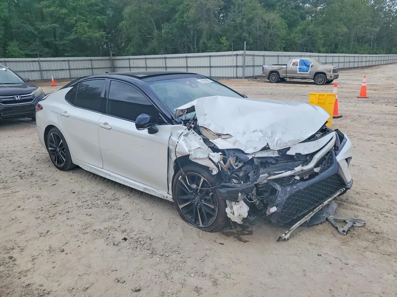 2019 TOYOTA CAMRY