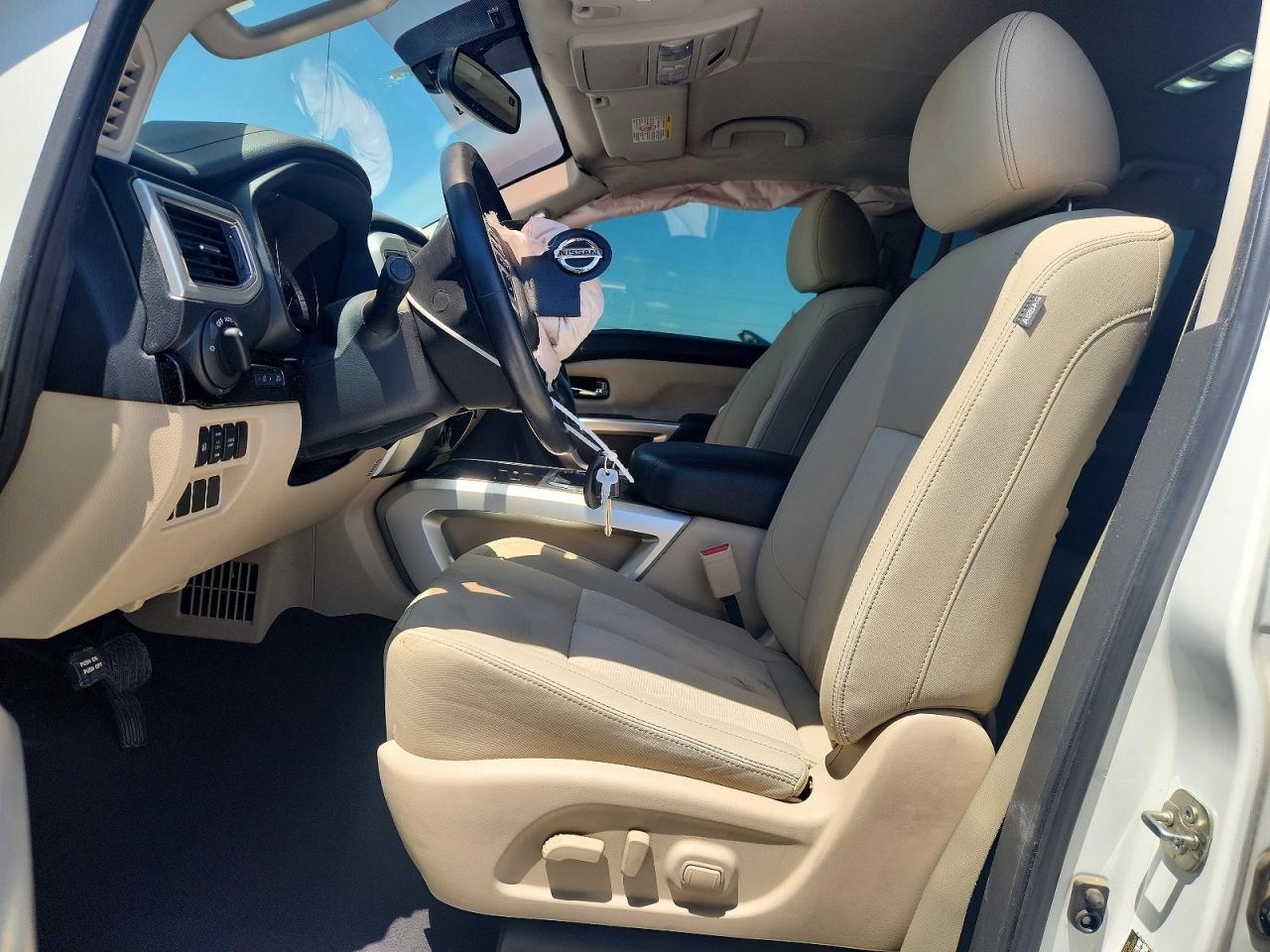 2016 NISSAN Titan