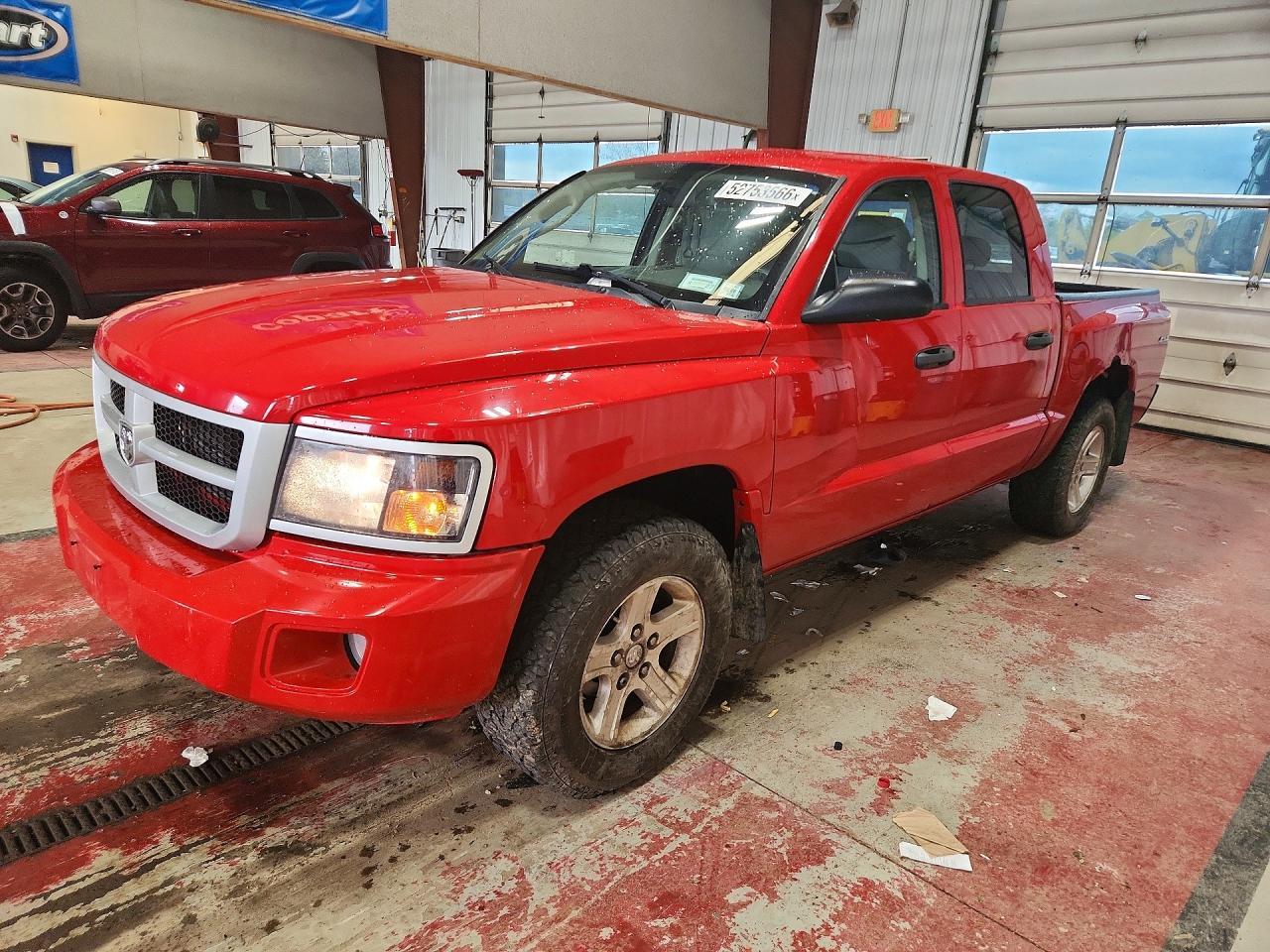 2011 DODGE Dakota
