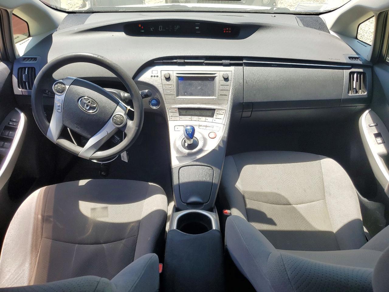 2014 TOYOTA PRIUS