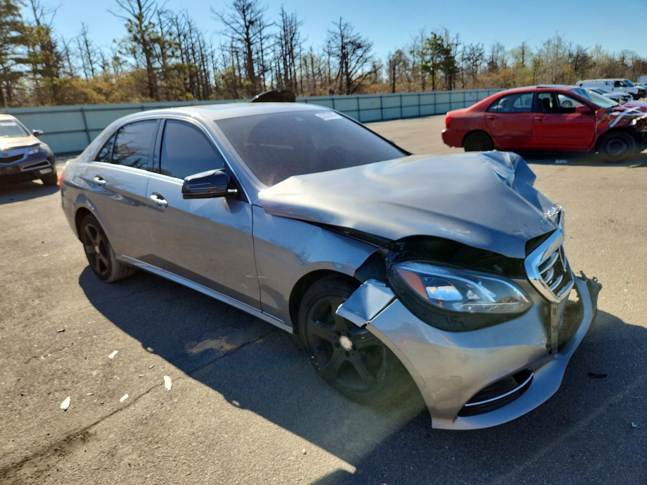 2014 MERCEDES-BENZ E-Class