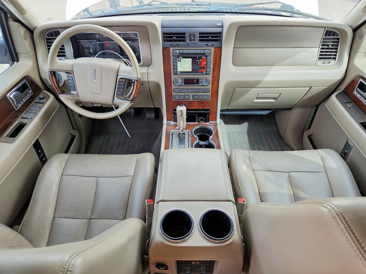 2014 LINCOLN Navigator