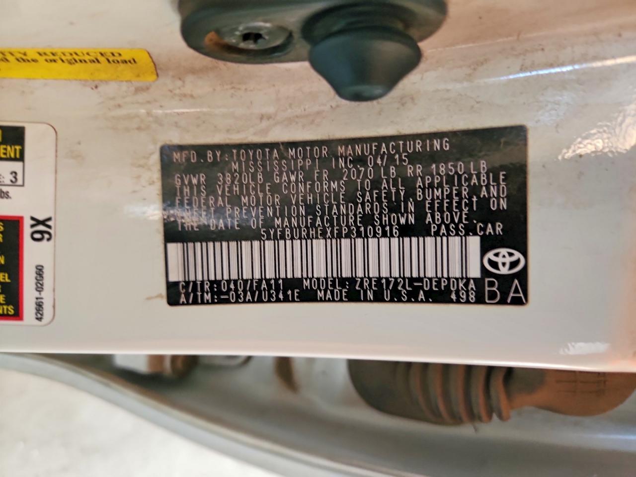 2015 TOYOTA COROLLA