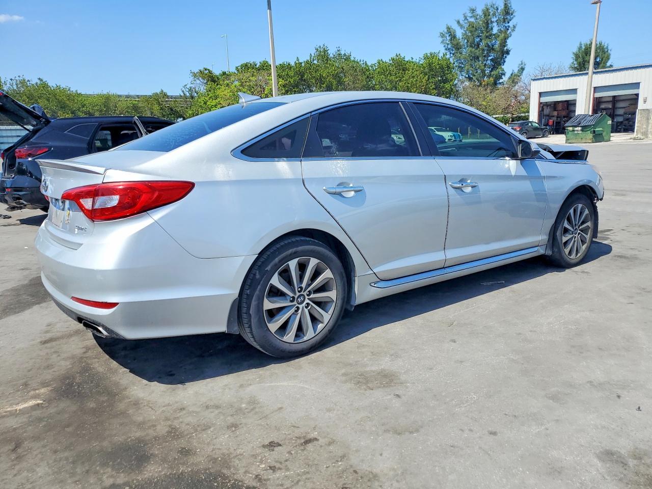 2015 HYUNDAI SONATA