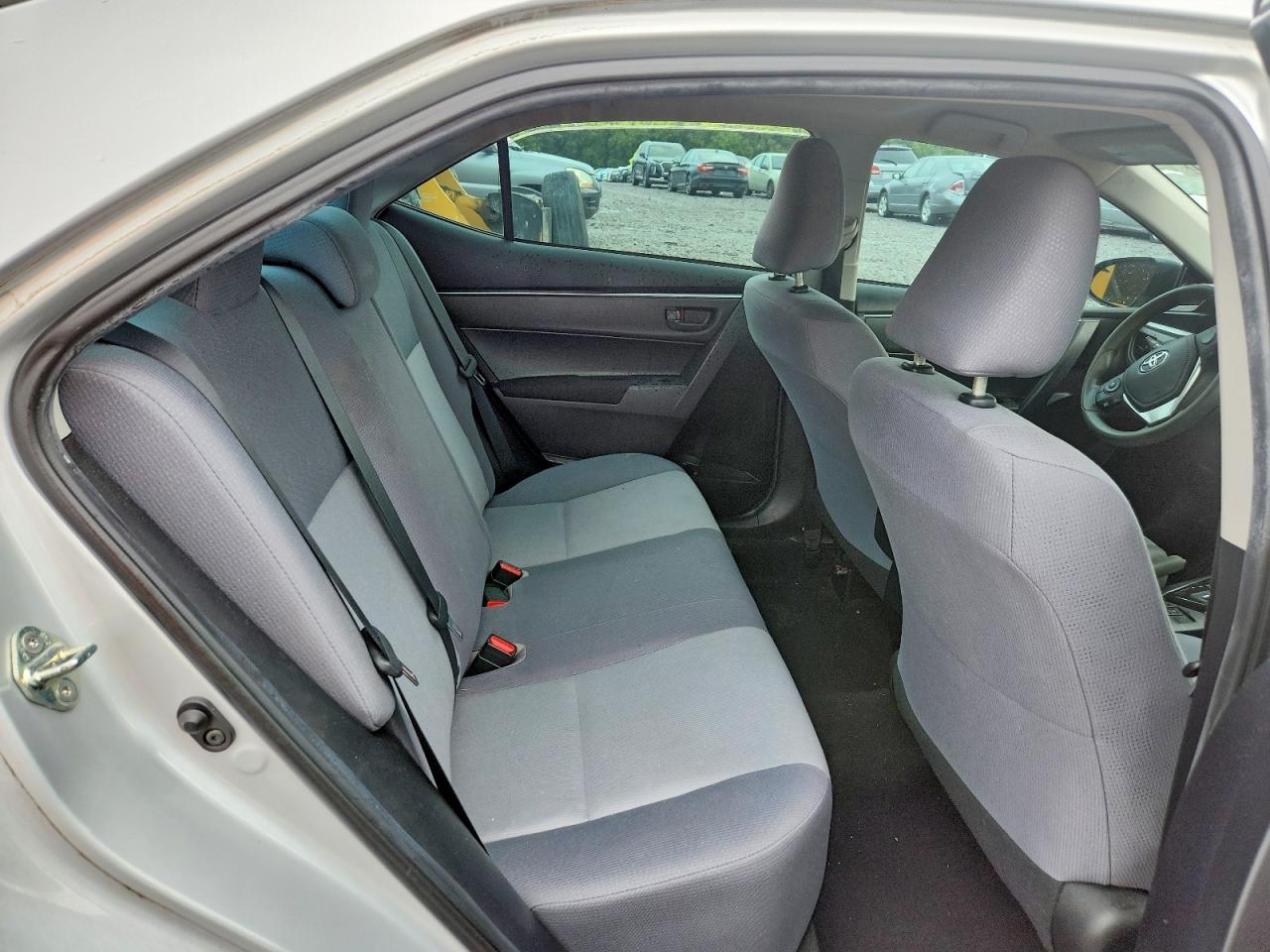 2016 TOYOTA COROLLA