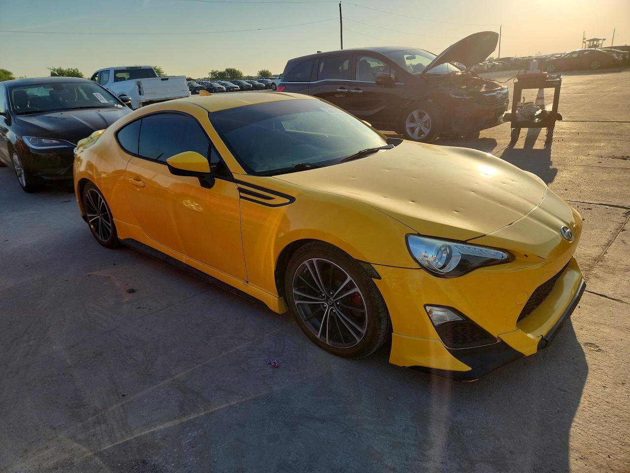 2015 SCION FR-S
