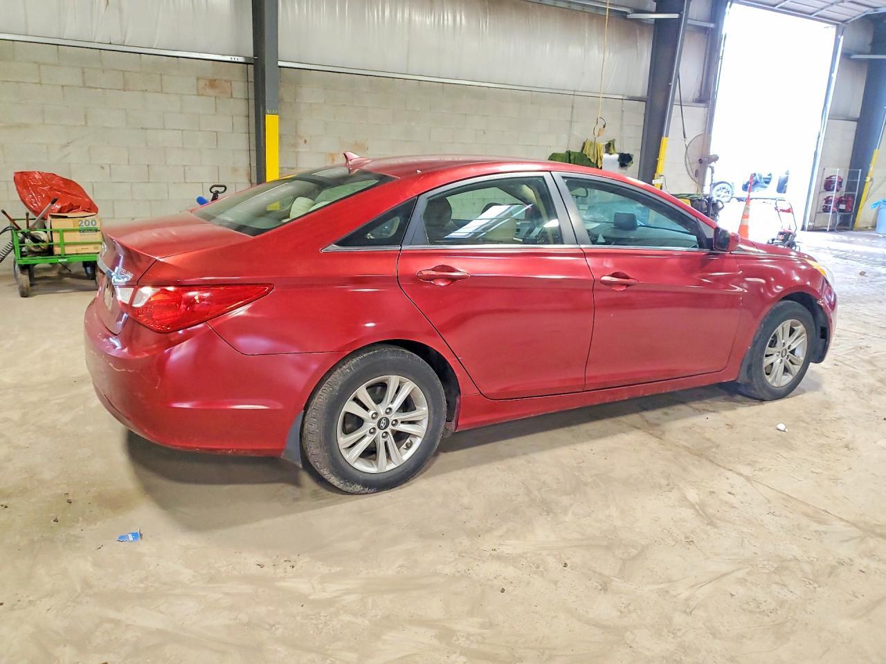 2011 HYUNDAI SONATA