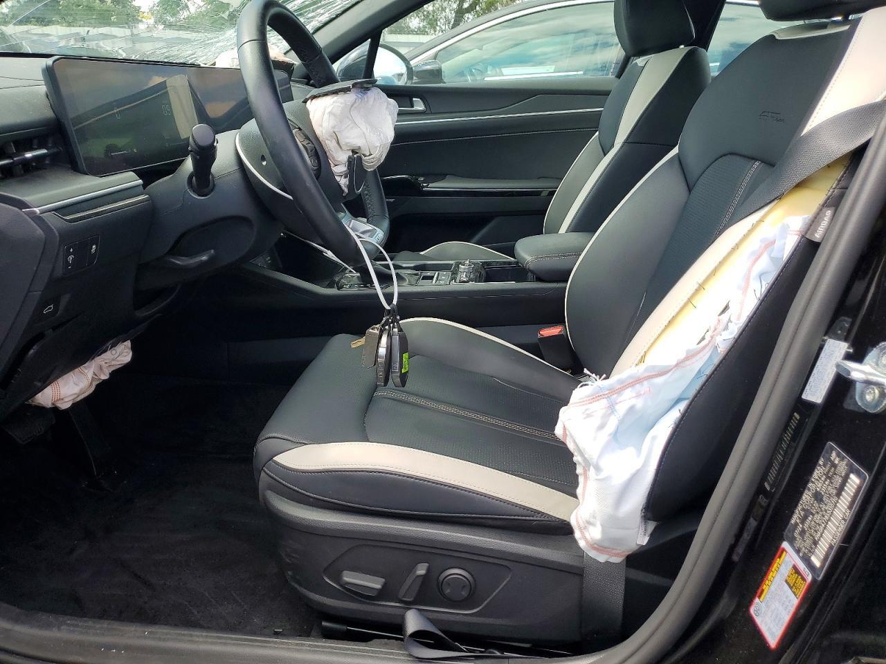 2025 KIA K5