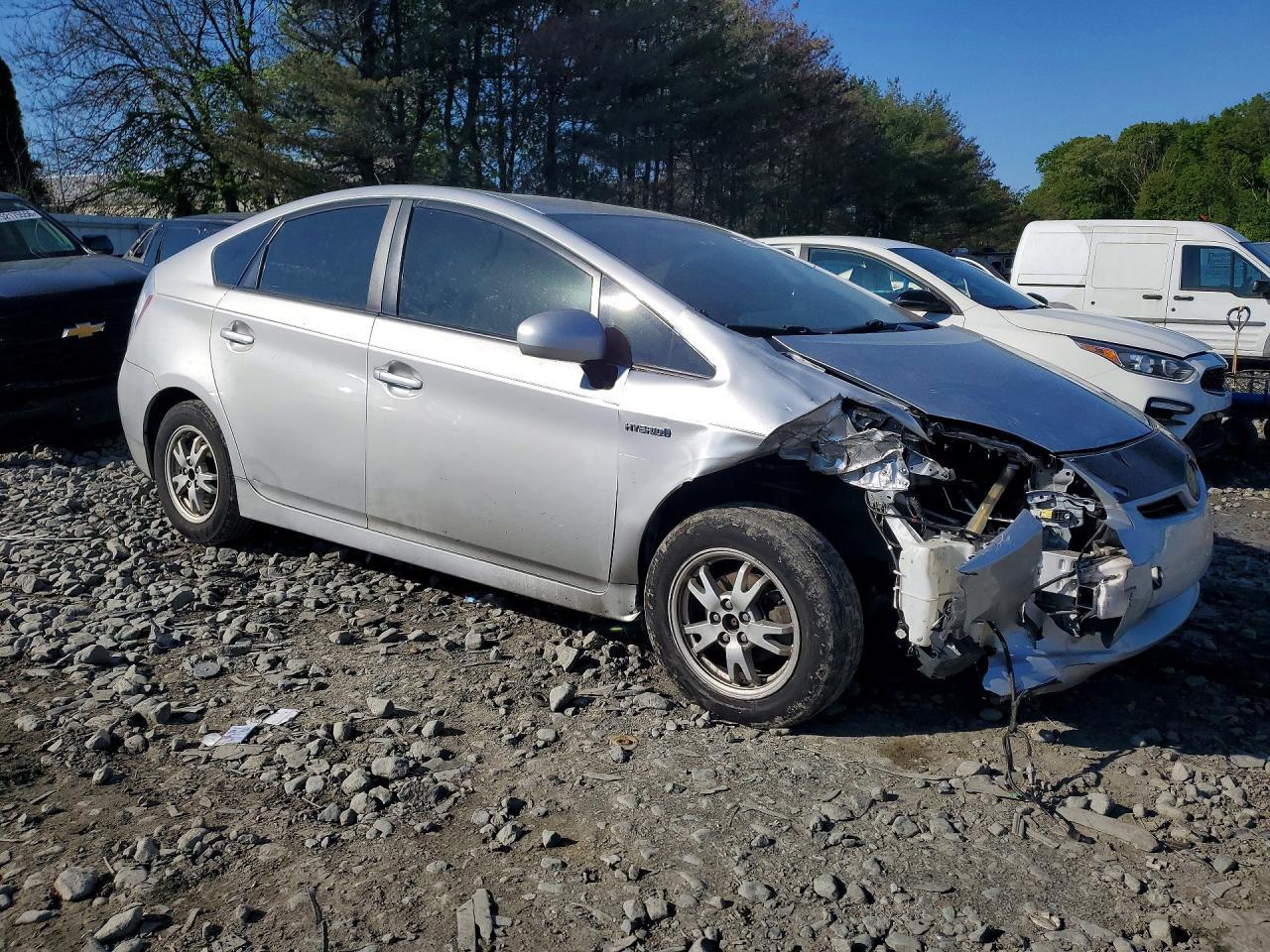 2011 TOYOTA PRIUS