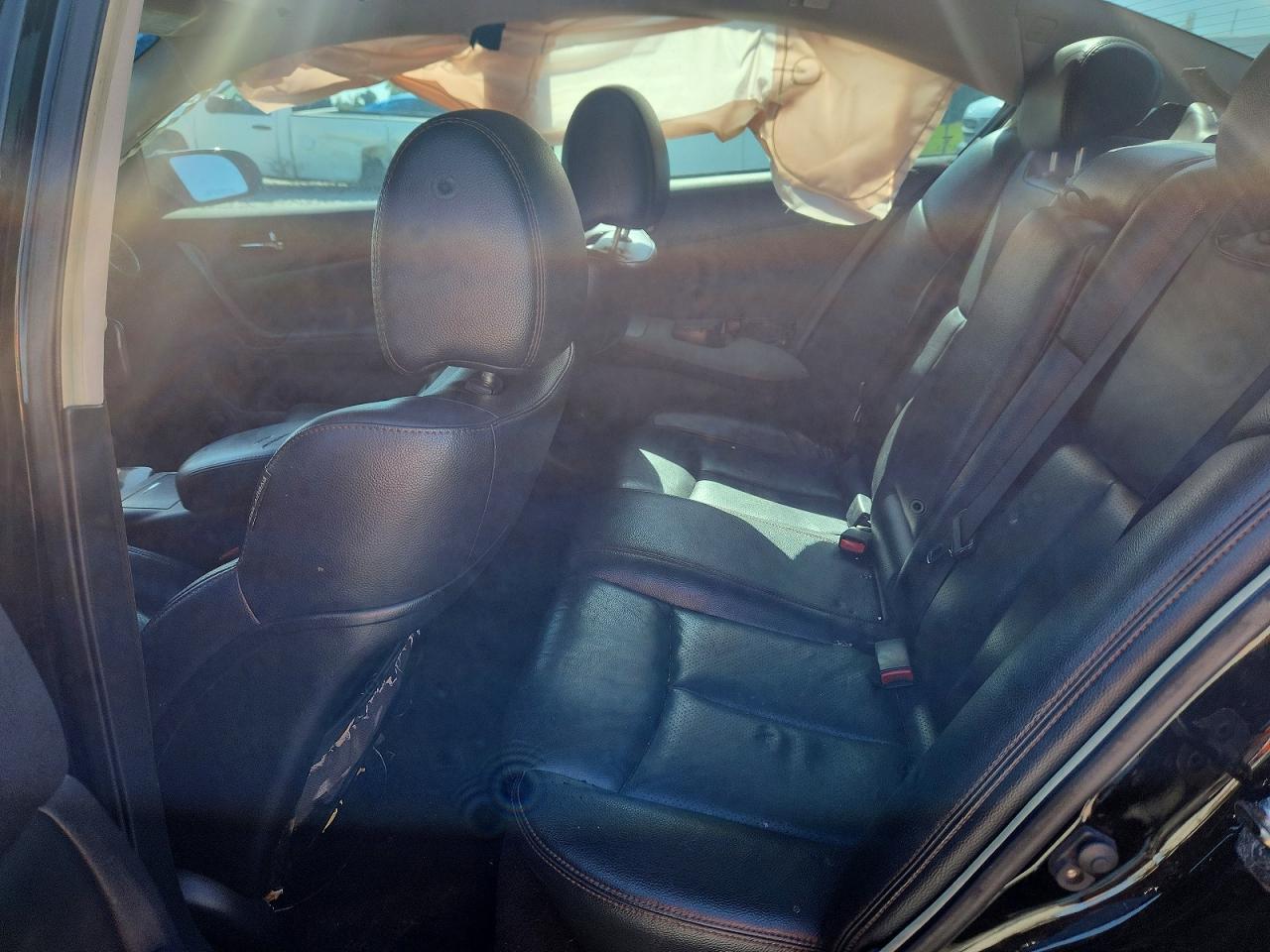 2010 NISSAN Maxima