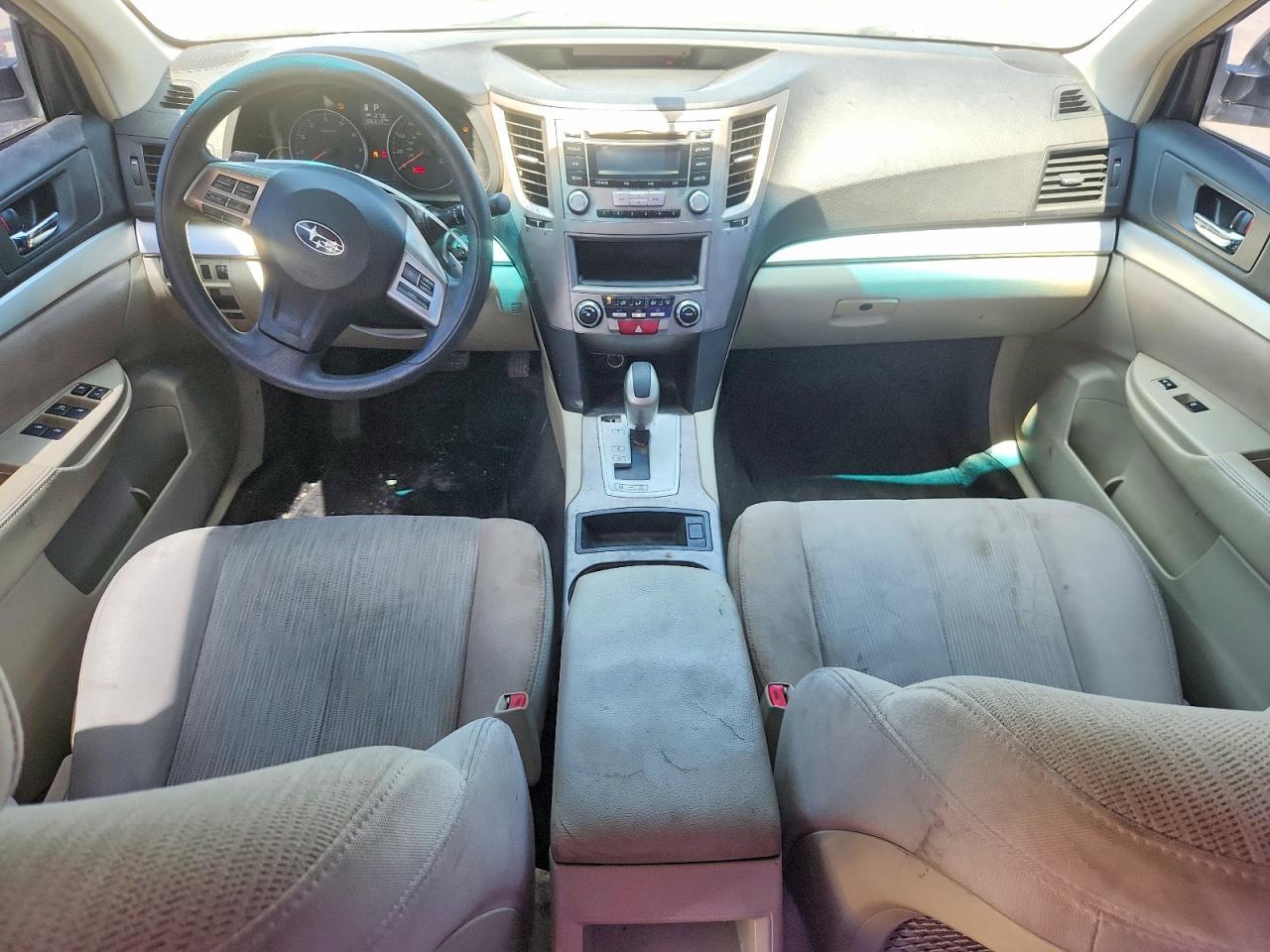 2013 SUBARU Legacy