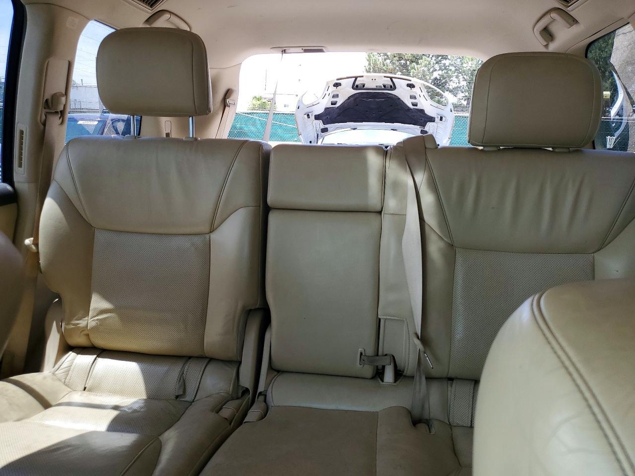 2013 LEXUS LX 570