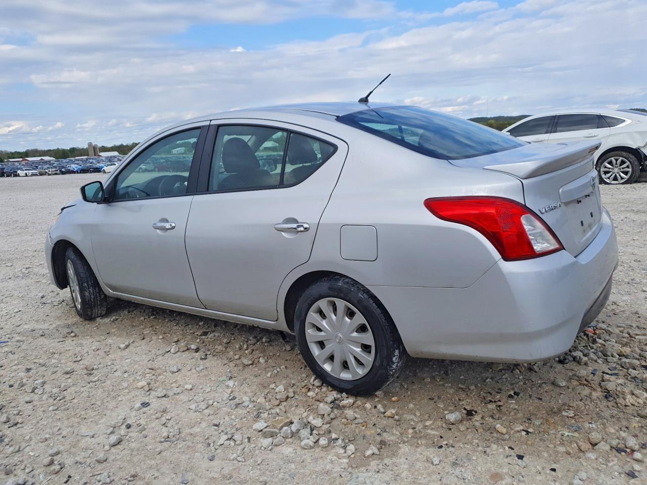 2018 NISSAN VERSA
