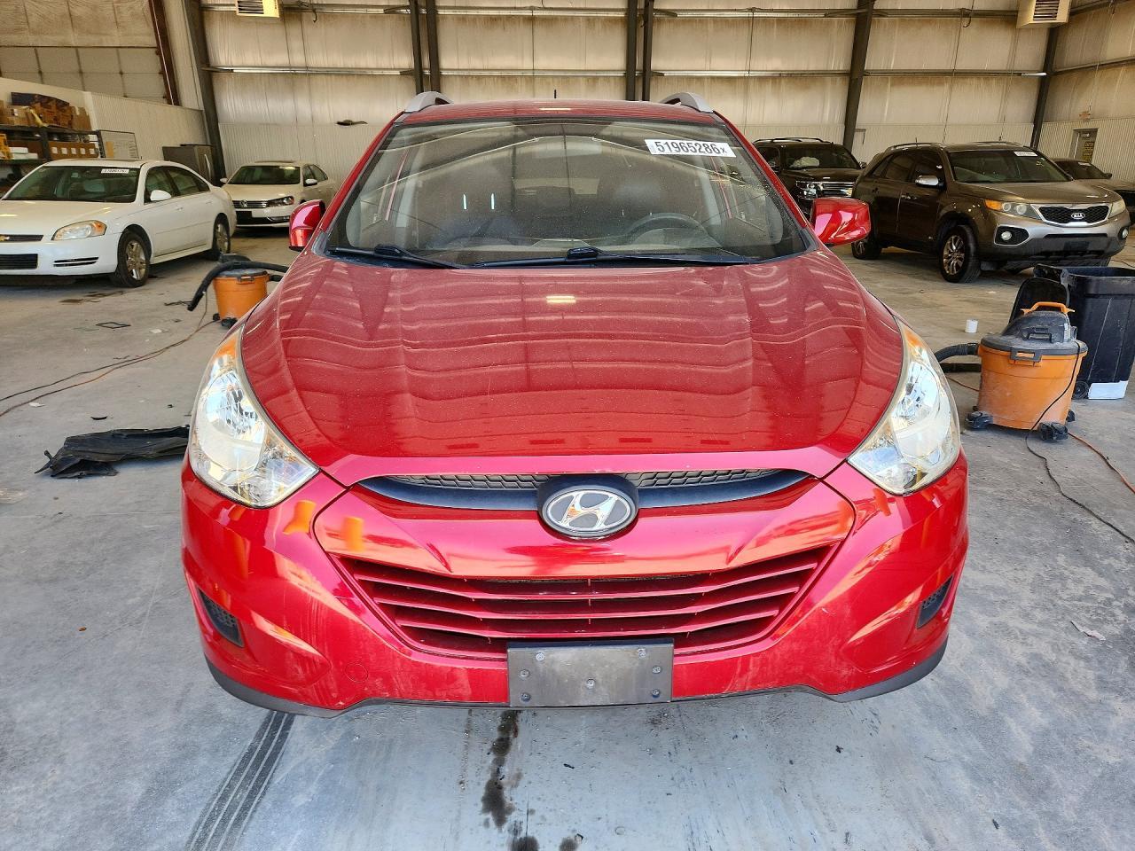 2011 HYUNDAI TUCSON
