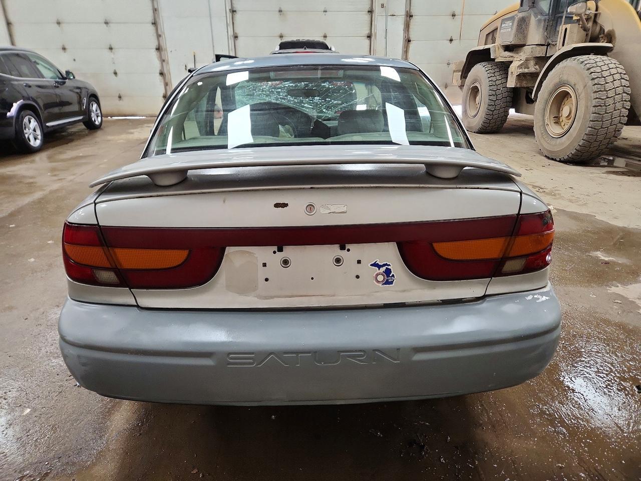 2002 SATURN Sl2