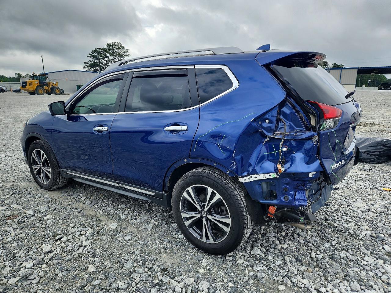 2018 NISSAN ROGUE