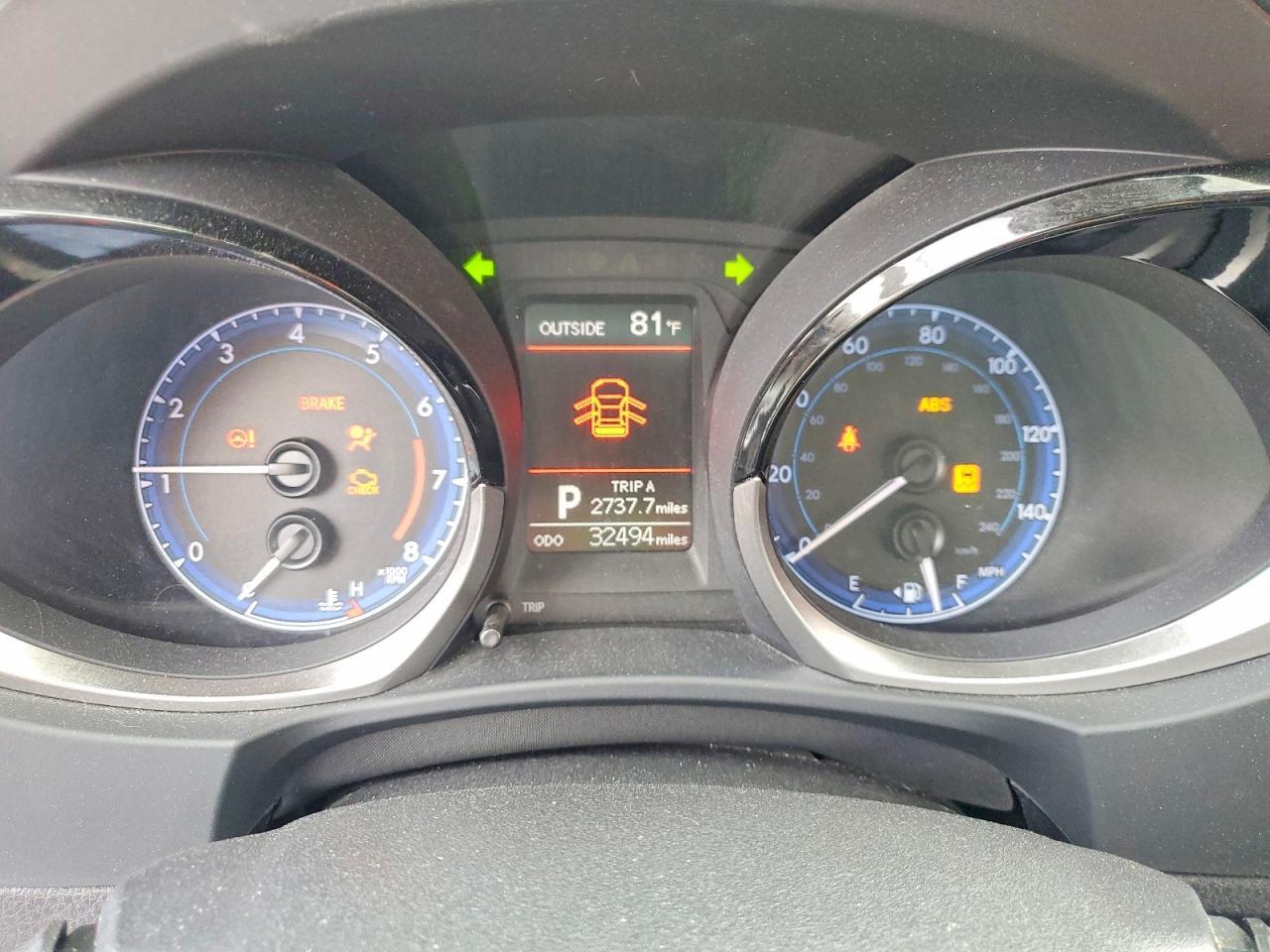 2014 TOYOTA COROLLA