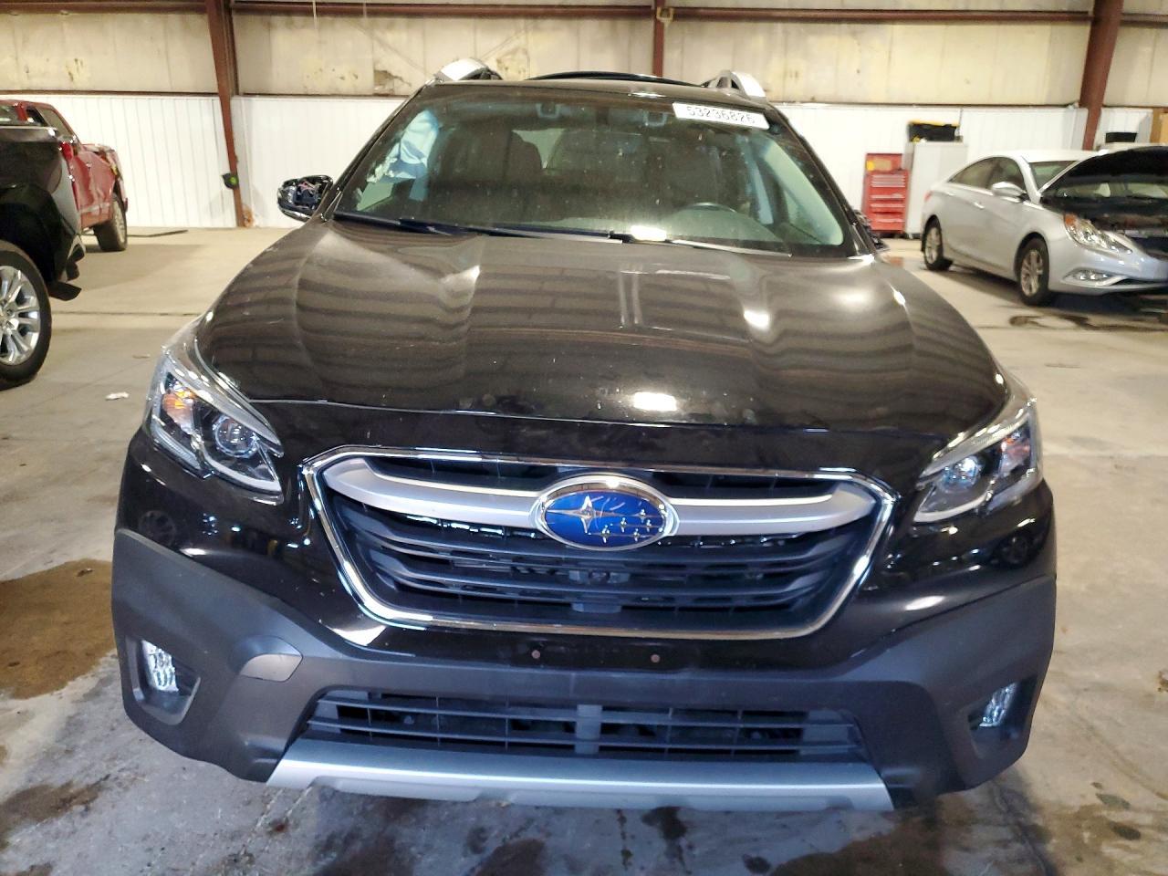 2021 SUBARU Outback