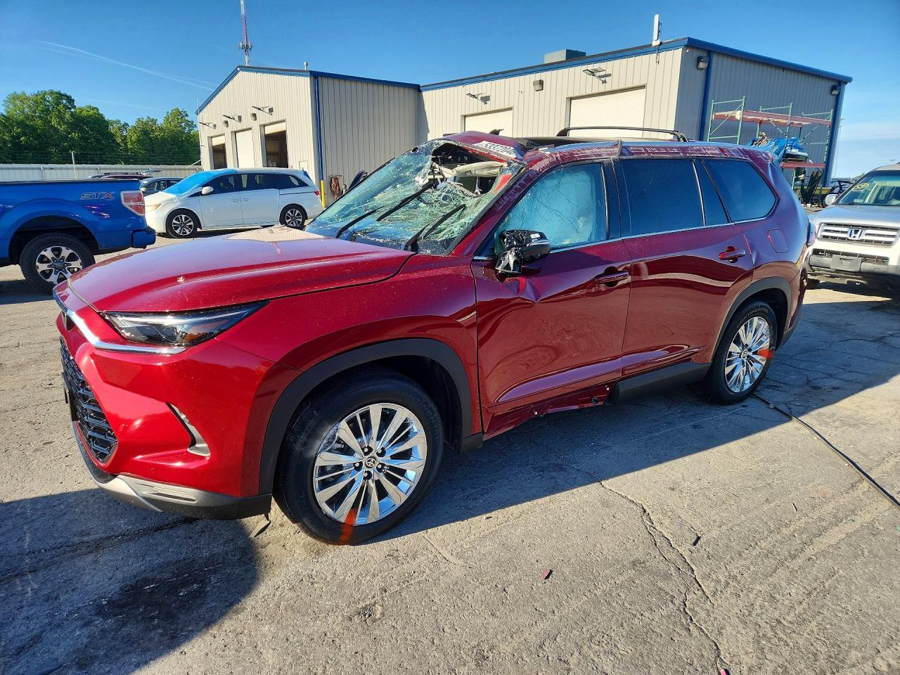 2025 TOYOTA HIGHLANDER