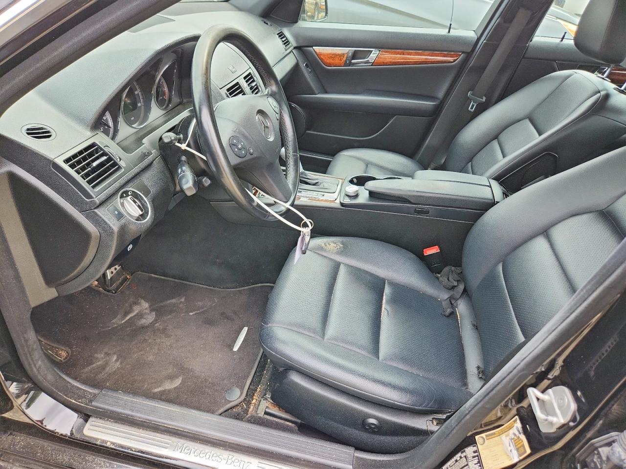 2011 MERCEDES-BENZ C-CLASS
