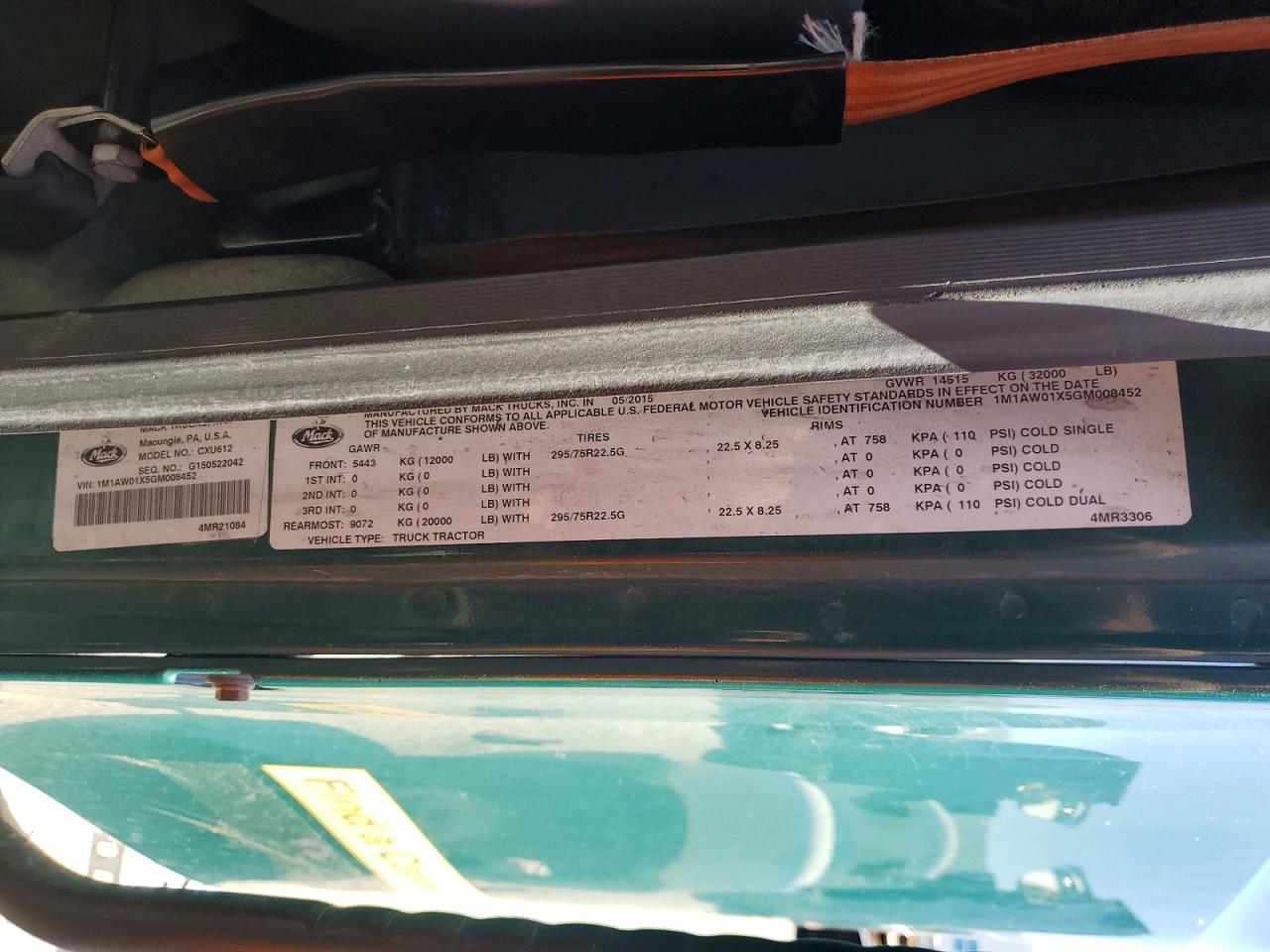 2016 MACK Cxu612