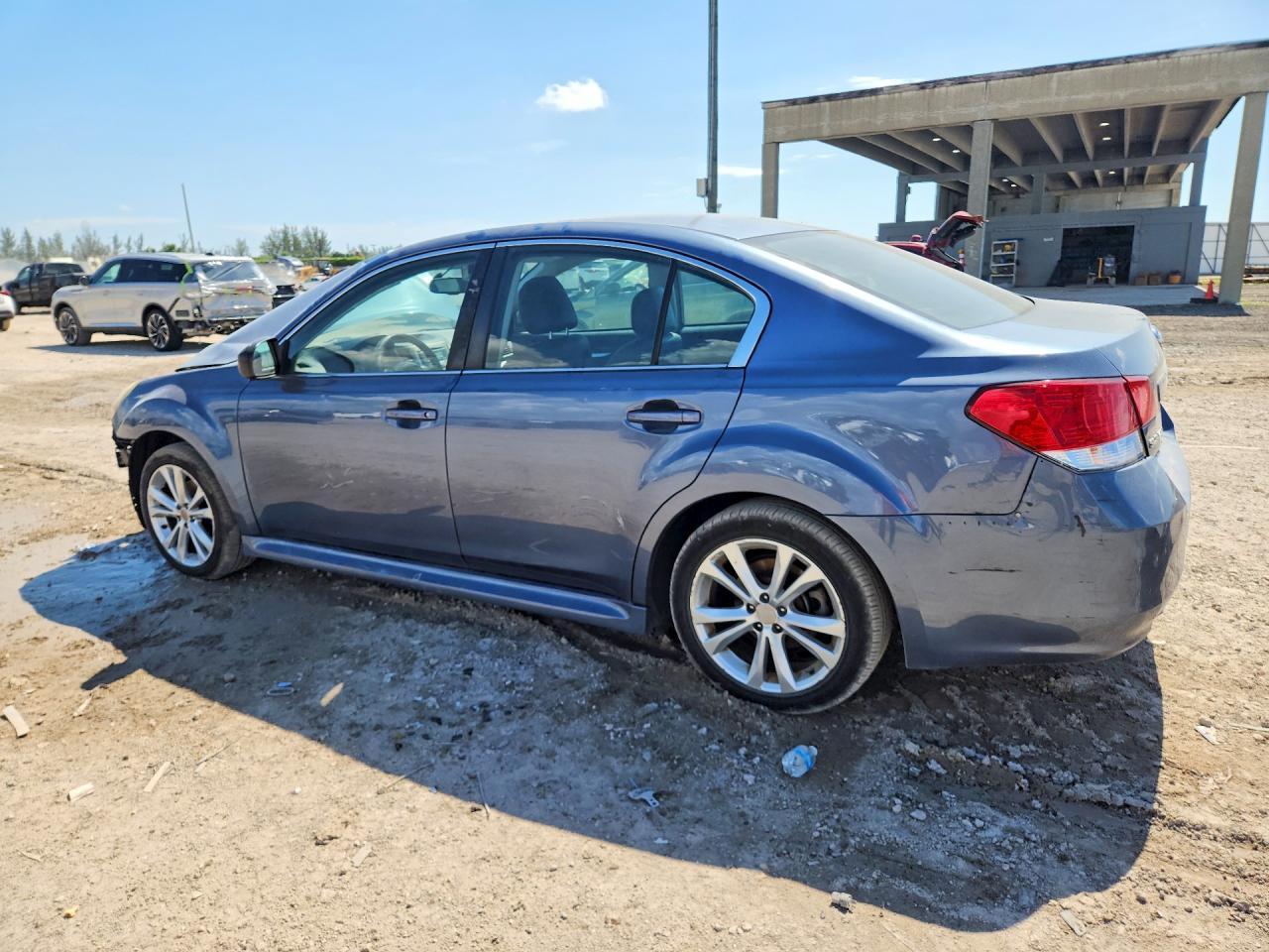 2014 SUBARU Legacy