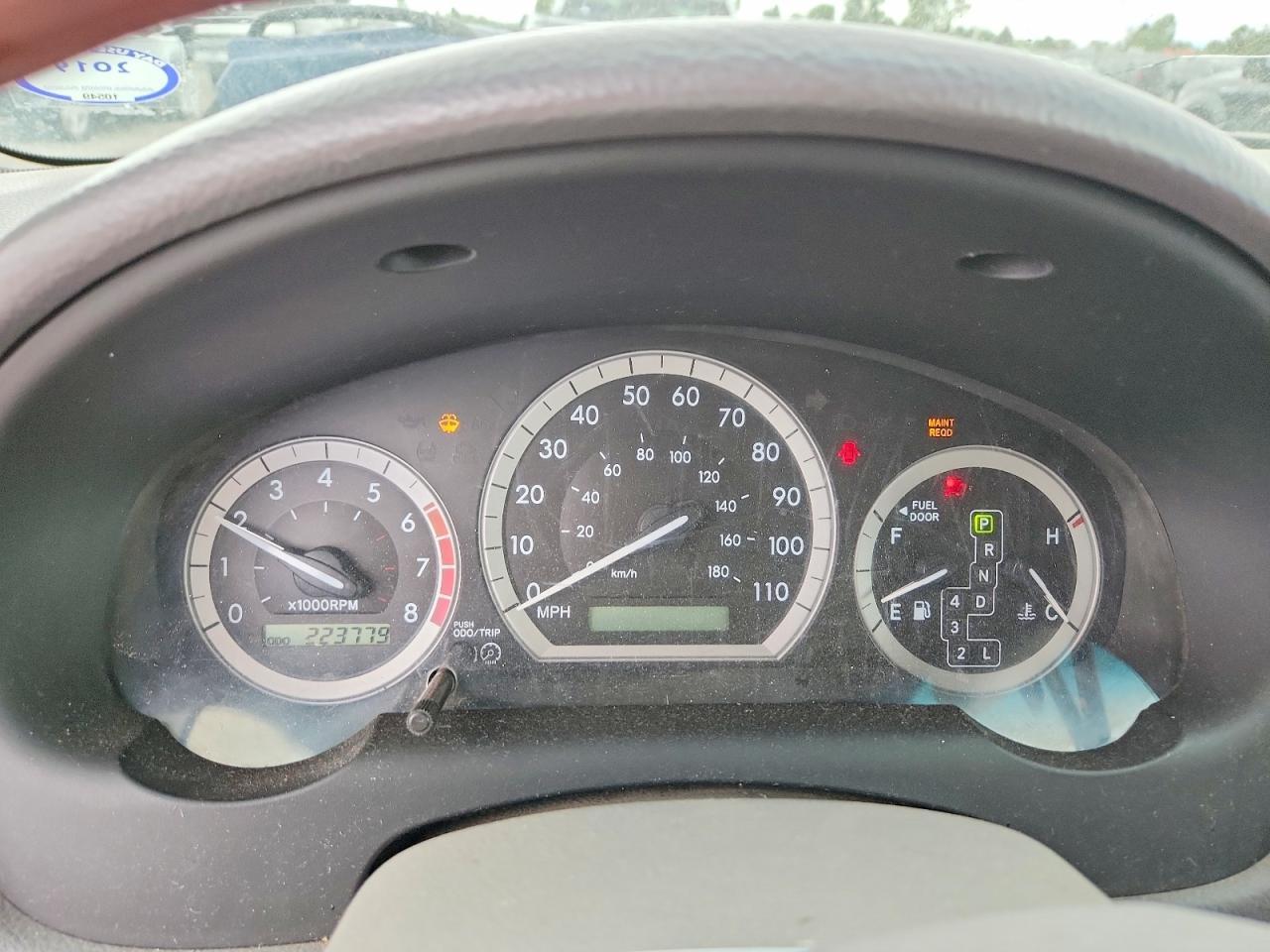2004 TOYOTA SIENNA