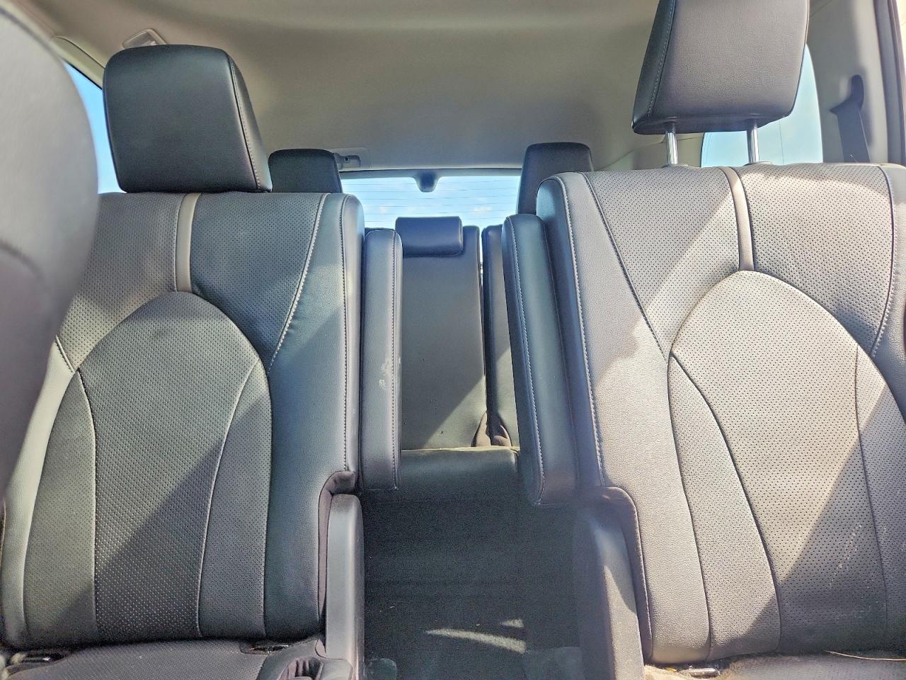2024 TOYOTA HIGHLANDER